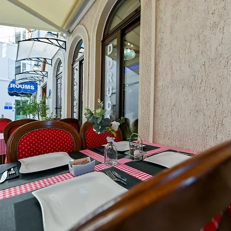 Apartments&rooms Nekic 3*