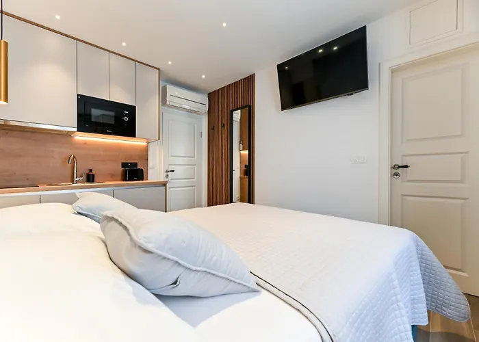 And Nekic بيت ضيافة 3*