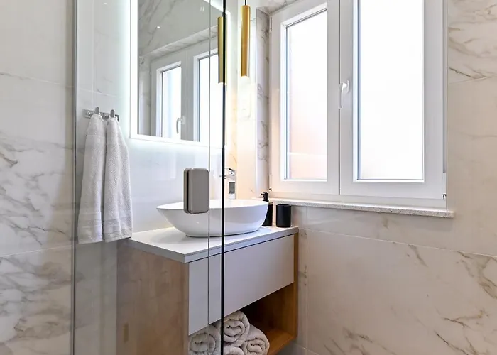 And Nekic بيت ضيافة زادار