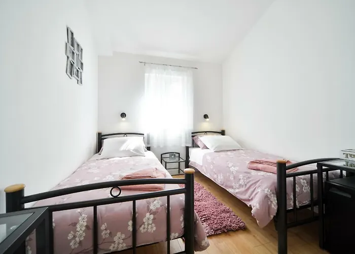 بيت ضيافة And Nekic